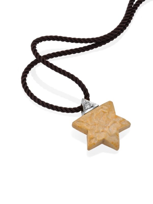 Star of David Gold And Diamond Necklace - Image 3